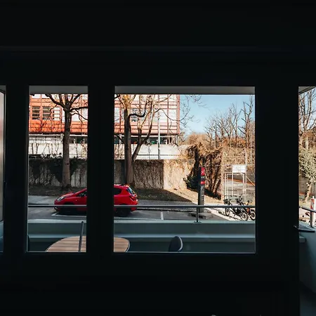 Zentrale Laenggasse - Ruhig - Gratis Parking - Oev Vor Der Tuer Apartment Bern