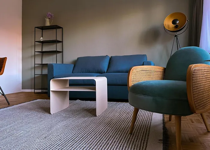 Zentrale Laenggasse - Ruhig - Gratis Parking - Oev Vor Der Tuer Apartment Bern