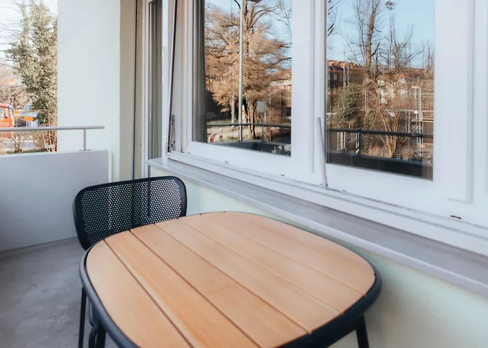 Apartment Zentrale Laenggasse - Ruhig - Gratis Parking - Oev Vor Der Tuer Bern