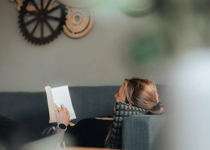 Zentrale Laenggasse - Ruhig - Gratis Parking - Oev Vor Der Tuer Apartment