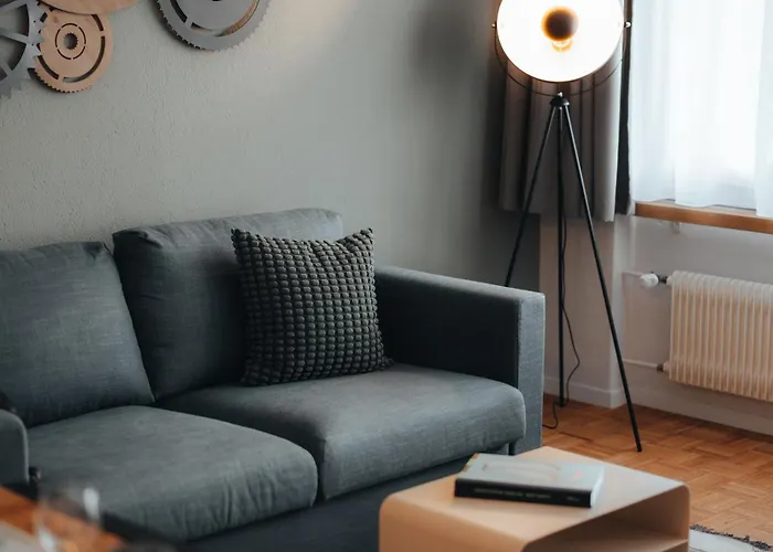 Zentrale Laenggasse - Ruhig - Gratis Parking - Oev Vor Der Tuer