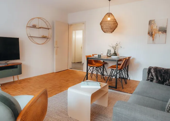 Apartment Zentrale Laenggasse - Ruhig - Gratis Parking - Oev Vor Der Tuer